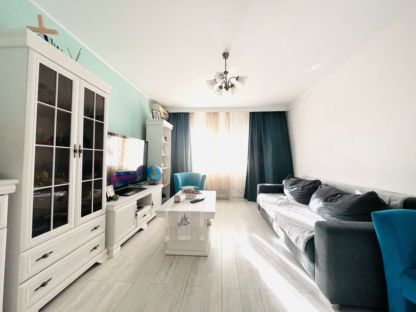 APARTAMENT MODERN DECOMANDAT RENOVAT COMPLET BLOC REABILITAT GORJULUI - Poză 3