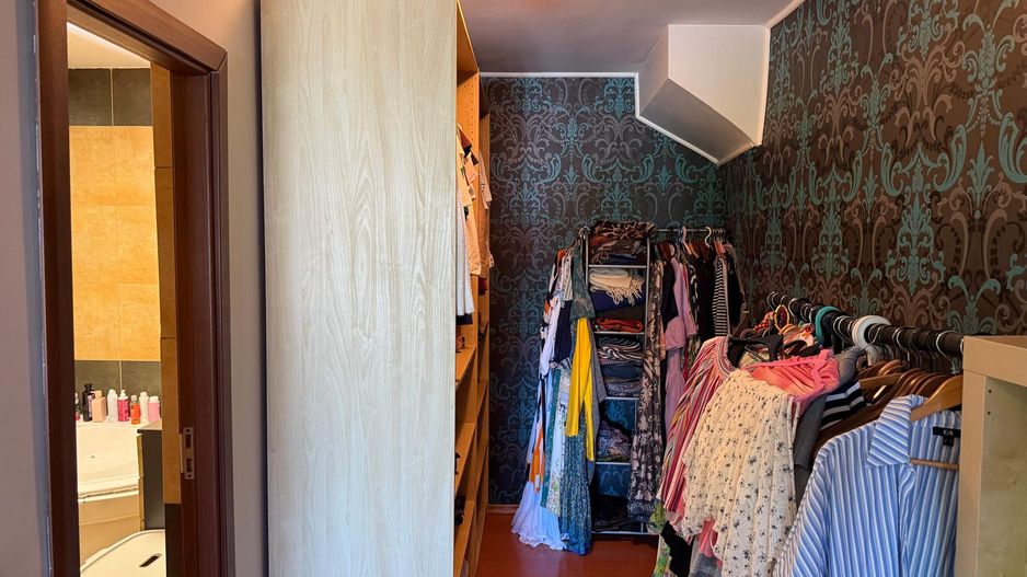 VANZARE Vila tip duplex in Popesti Leordeni - Poză 10