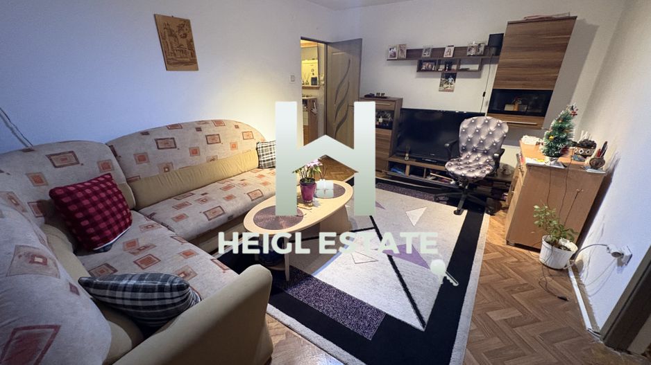 Apartament cu 3 camere in zona Soarelui - Poză 1