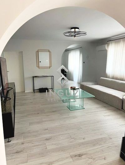 Etaj de vilă cu mansardă | 250 m² | Complet renovat | Colentina – Capă - Poză 1