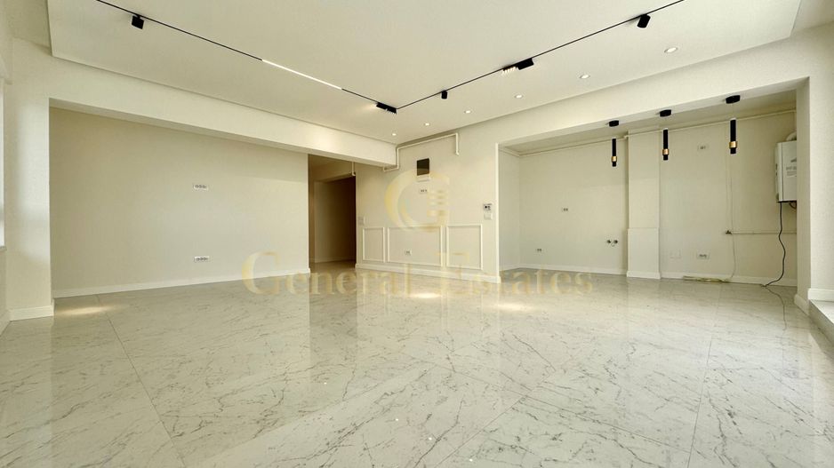 Vânzare Penthouse cu Terasă generoasă în Complexul Atrium Garden - Poză 4