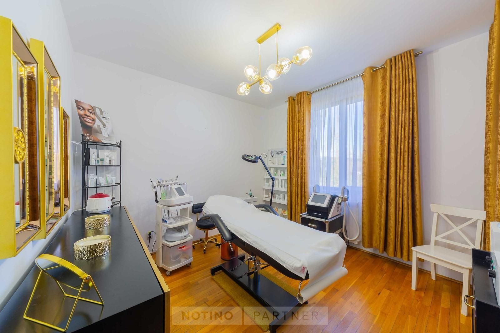 Salon complet echipat în zona Pipera | Oportunitate unică de business - Poză 6