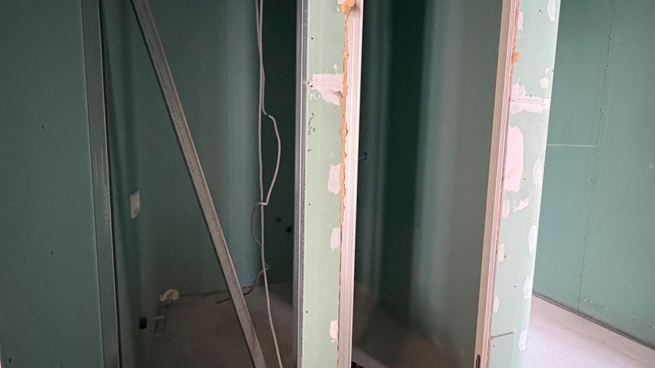 Proprietate unică, cu grădină privată, terasă și 5 locuri de parcare - Poză 9