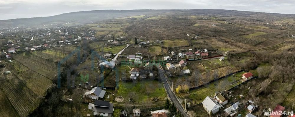 Casa Batraneasca Utilitati la poarta, asfalt nou, 15 min de Iasi - Poză 7