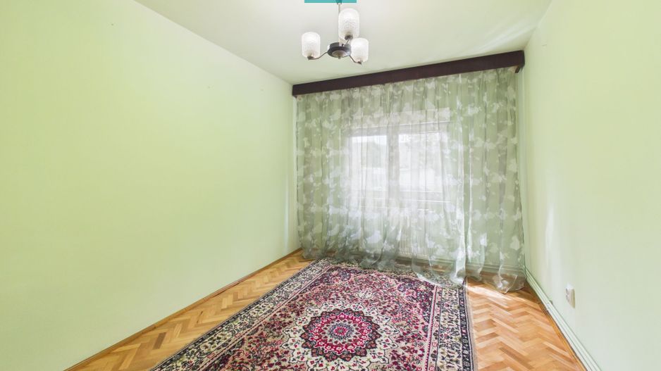 Apartament cu 5 camere în zona Polivalentă - Poză 6