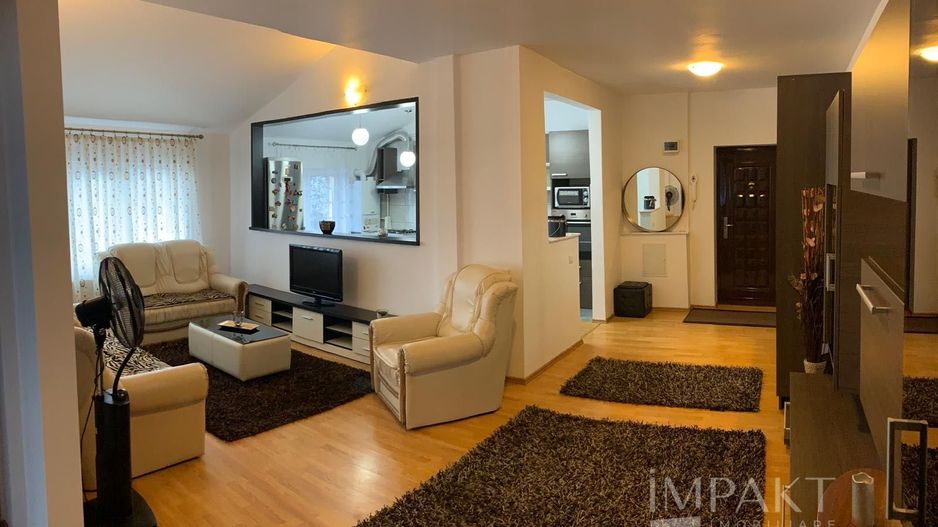 Apartament cu două camere, cartier Andrei Muresanu! - Poză 2