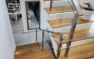 Mobilata si utilata-Panouri solare-4 camere-curte amenajată - Poză 11