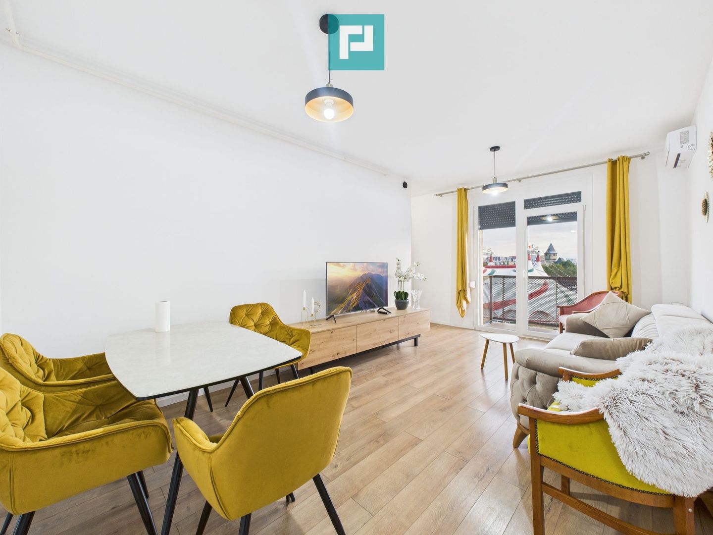 Apartament cu 2 camere în complexul ARED-IMAR - Poză 1