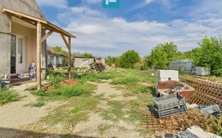 Casă spatioasă și solidă în Pecica - Poză 11