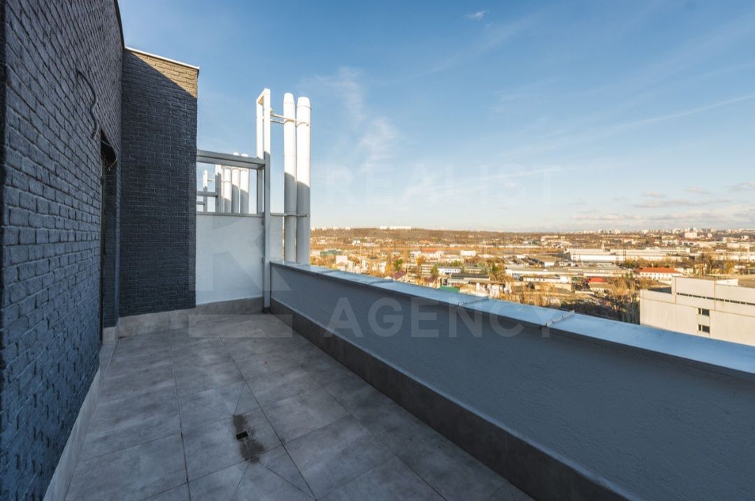 Vânzare, penthouse, 3 camere + living, strada Calea Ieşilor, Sculeni - Poză 2