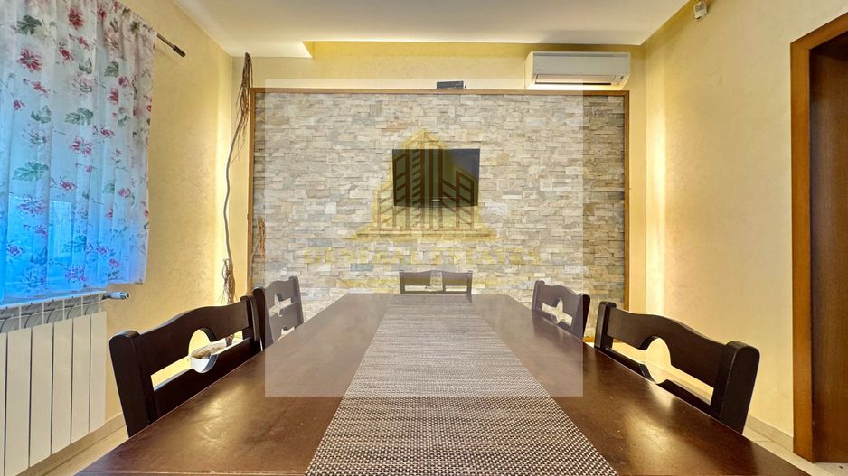 Vînzare Casă în 3 Nivele -Hlincea - 343 m.p. - Poză 14