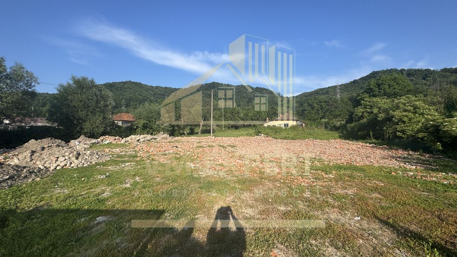 TEREN INTRAVILAN 3296 MP CAMPULUNG ARGEȘ - Schiță 1