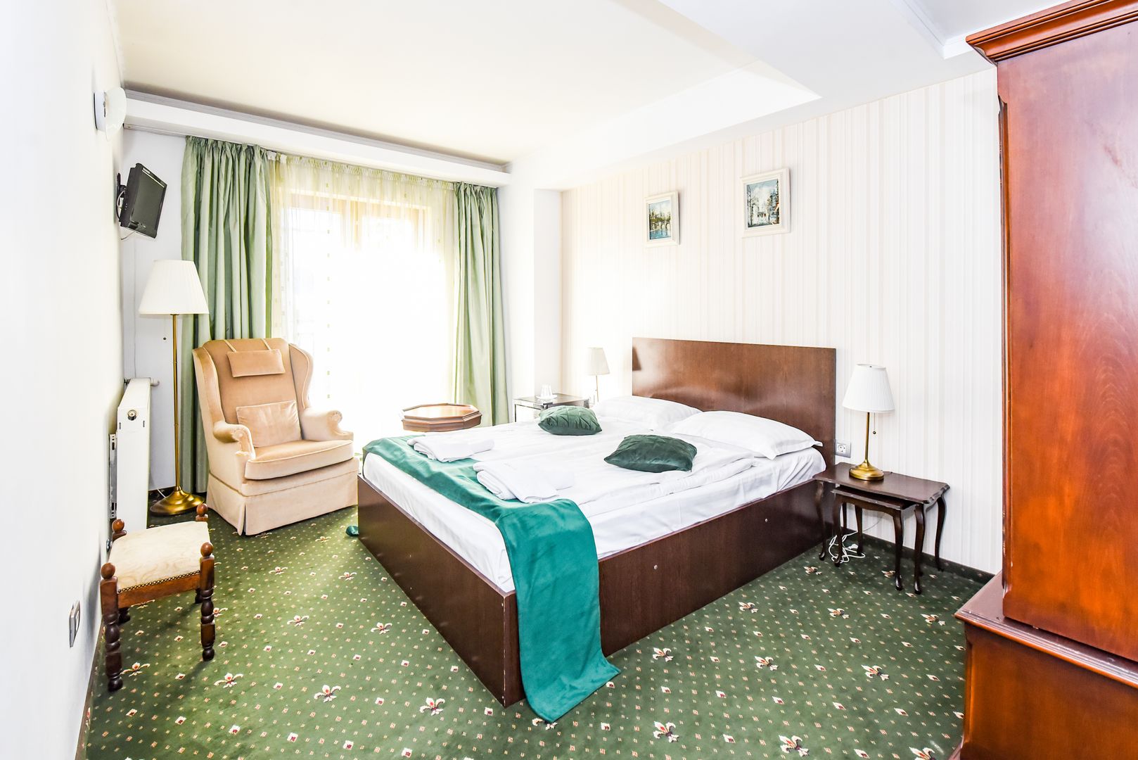 Hotel glamour si restaurant, in inima statiunii Predeal - Poză 12