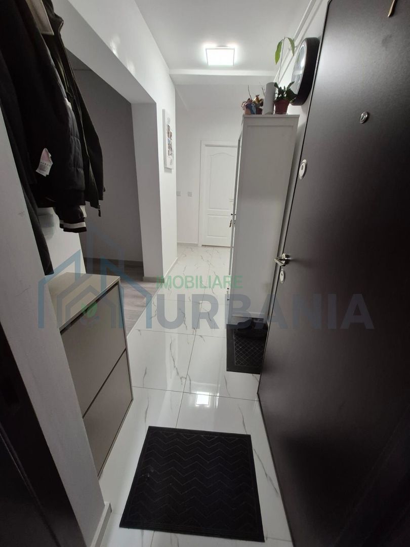 Închiriez apartament 2 camere decomandat, 53 mp, parcare și boxă - Poză 1