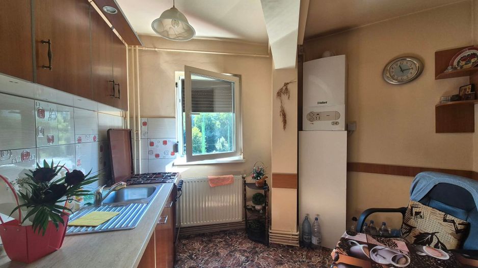 Exclusivitate - Apartament pretabil locuit, toate facilitătile in apropiere - Poză 10
