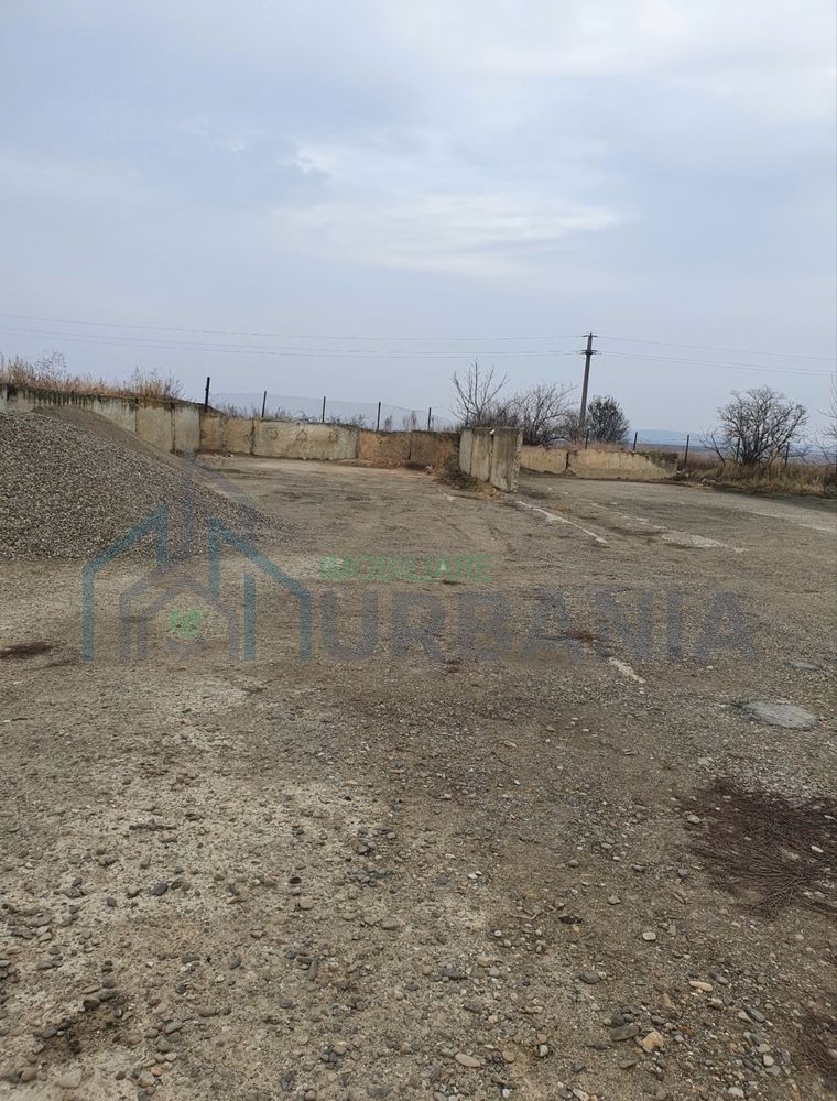 Teren intravilan de vânzare în Popricani, Iași – 1.241 m², betonat și împrejmuit - Poză 1