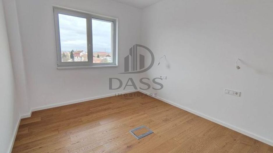 Penthouse 4 camere 111 mp Terasa 78 mp 2 locuri parcare Doamna Stanca - Poză 6