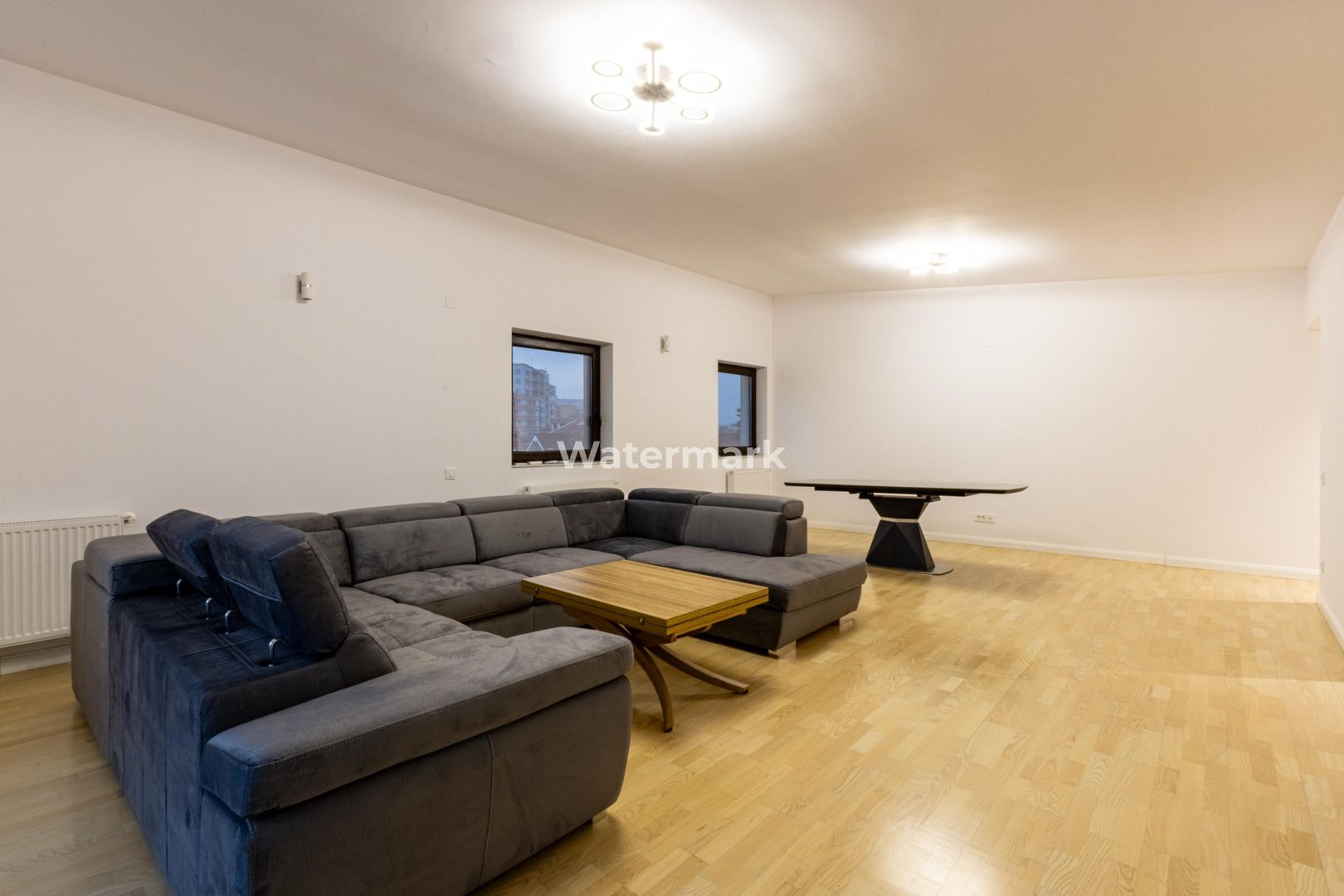 Apartament cu 4 camere de închiriat în zona Alexandru cel Bun - Poză 5