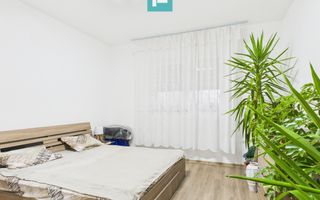 Casă cu 2 corpuri și 3 camere în Nădab - Poză 6