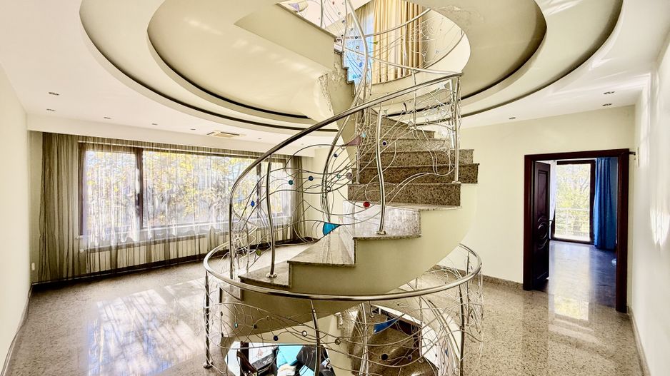 Duplex 14 camere Pantelimon Cernica 864 mp desfasurati - Poză 23