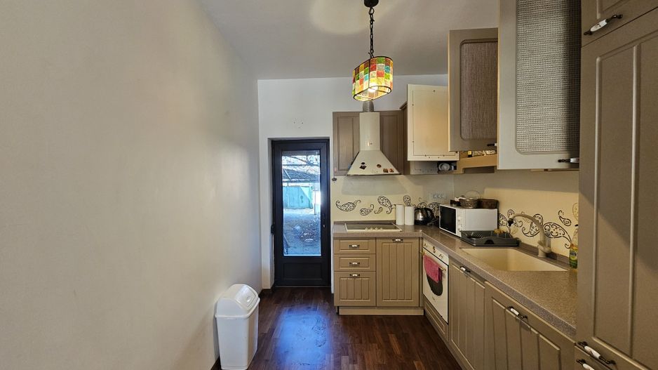 Vilă cu 7 camere în Faleză Nord – acces din 2 străzi/parcare în curte - Poză 7