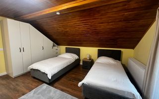 De vânzare – Casă P+M Ferneziu, zonă liniștită sub pădure 🌲 - Poză 17