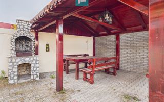 Casă spațioasă cu 4 camere în Vladimirescu - Poză 19