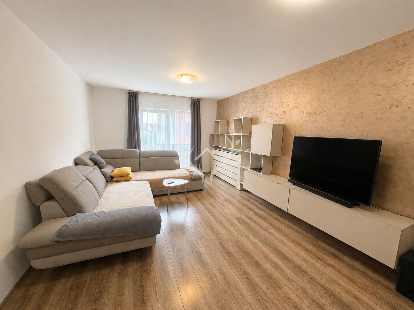 Apartament cu 2 camere, – Zona Terra, Floresti - Poză 1