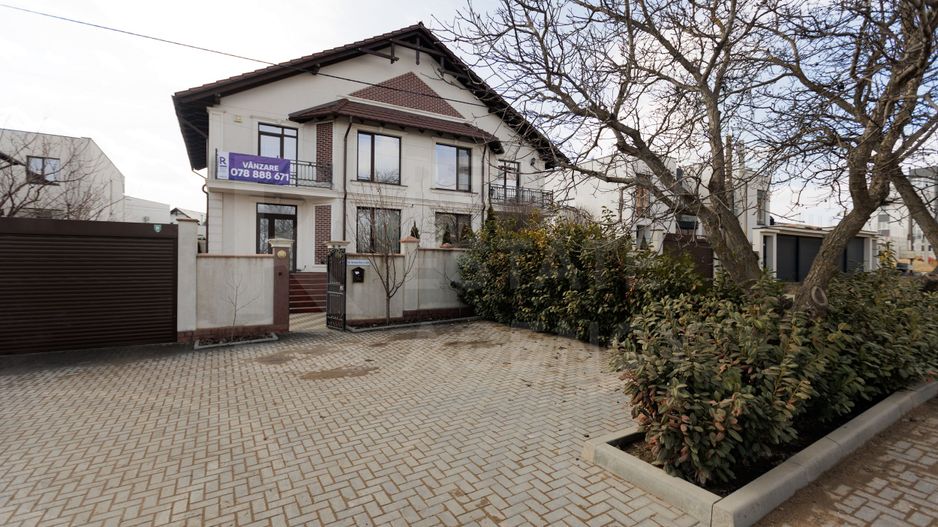 Vânzare, casă, 4 camere, str. Nicolae Dimo, or. Durlești - Poză 2