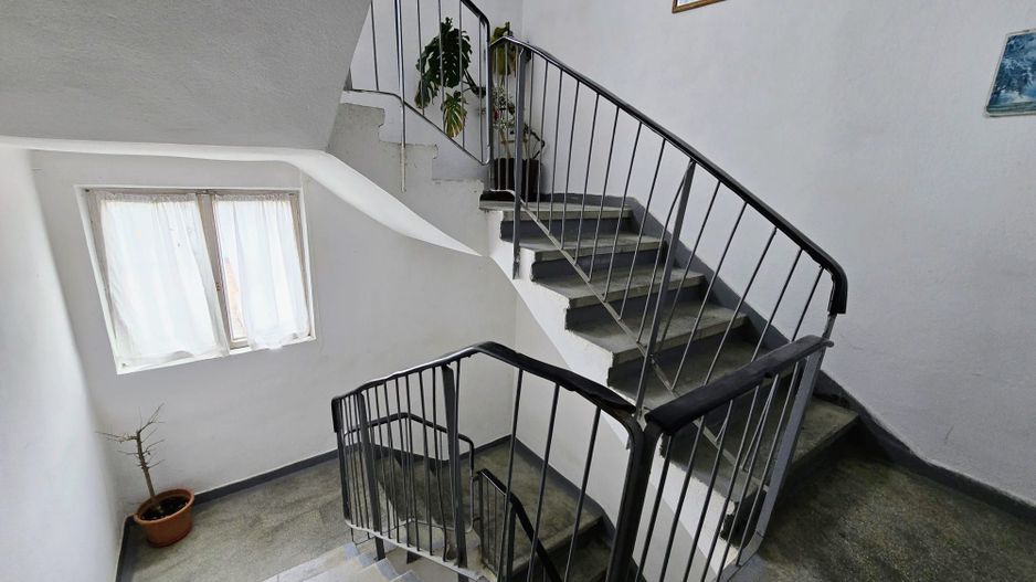 LOC. RACACIUNI,  APARTAMENT 3 CAMERE - Poză 24