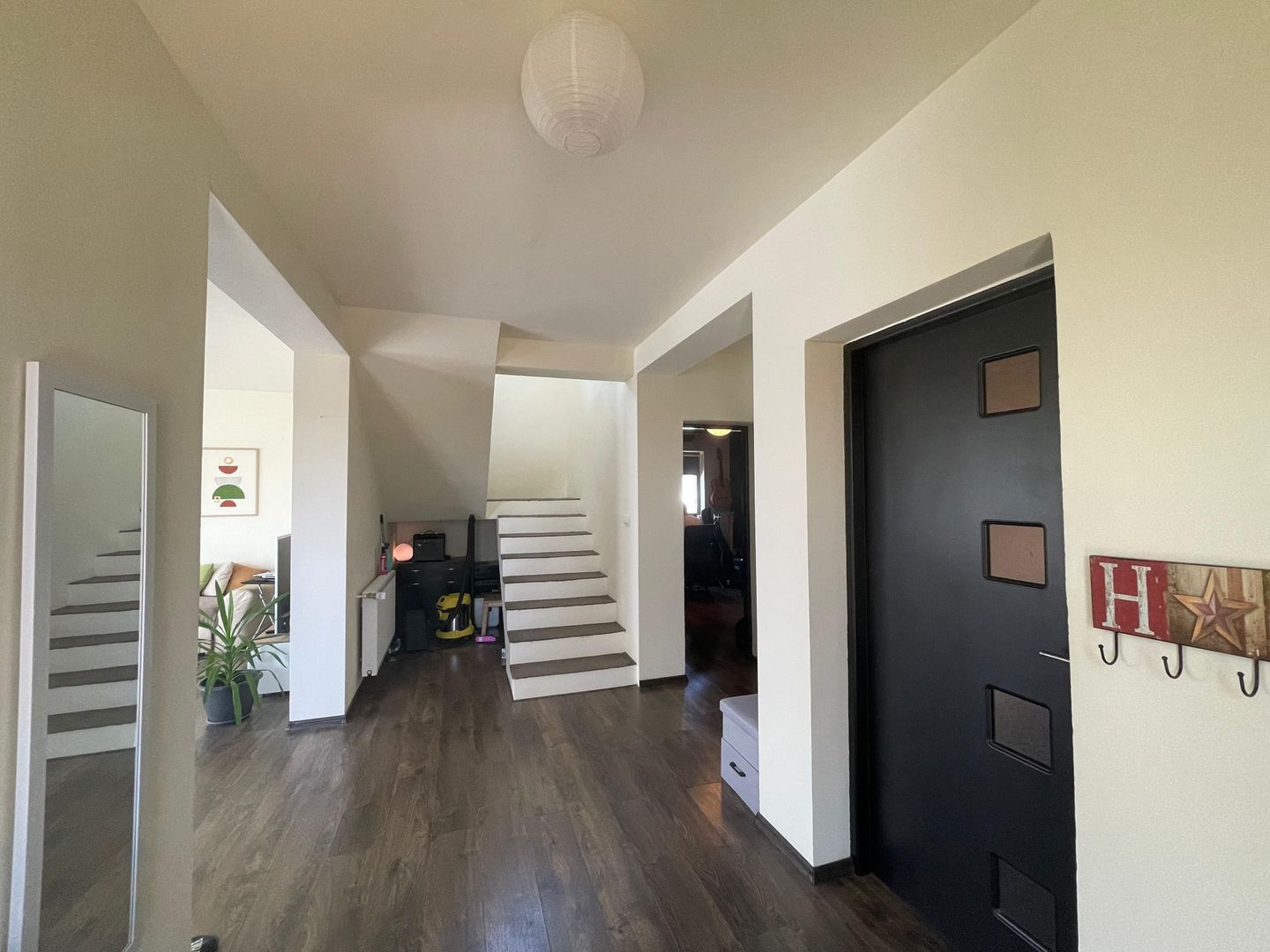 Casă individuală complet mobilată și utilată | Moșnița Nouă| - Poză 6