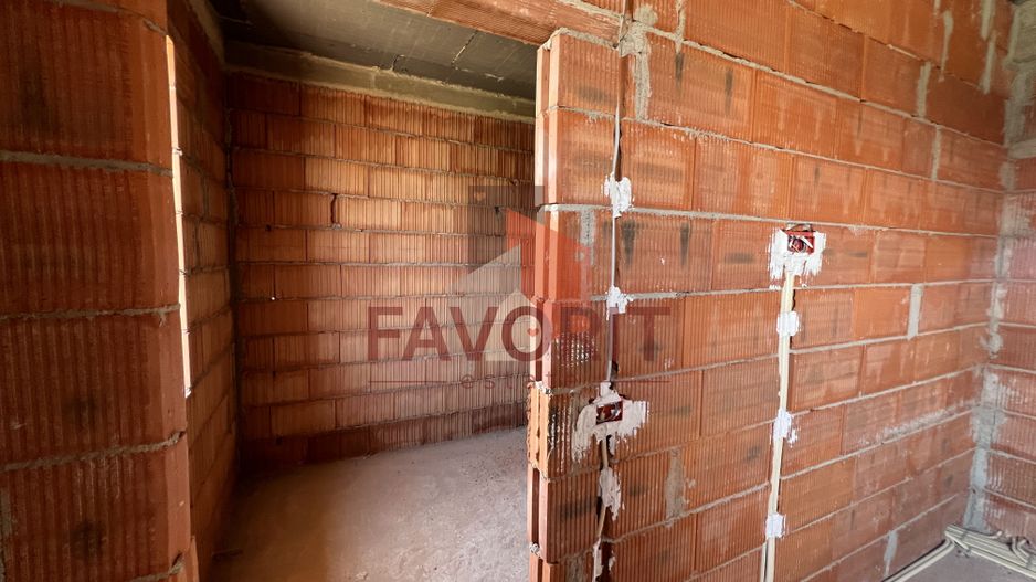 Duplex 5 camere | 130mp | Despartit | Ghiroda-Campus Universitar - Poză 9