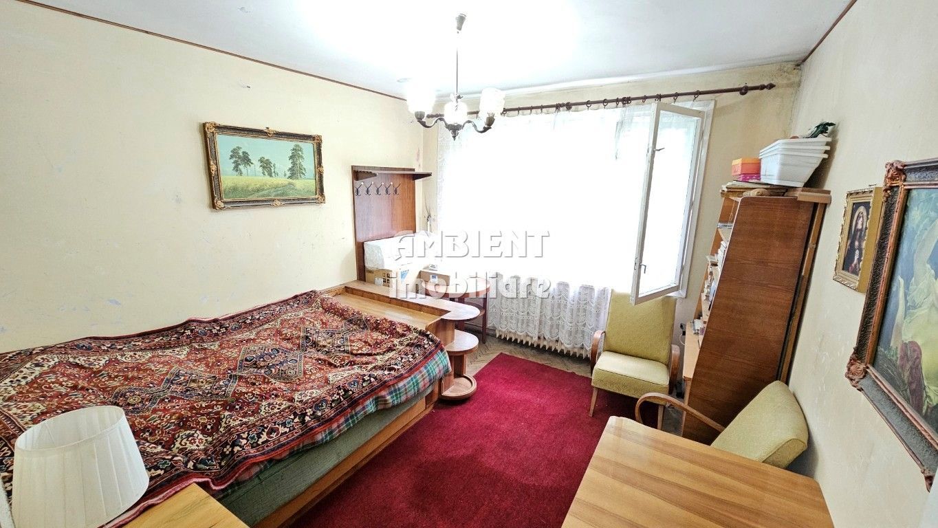 Apartament cu 2 camere, etaj 3, zona DONICI; - Poză 3