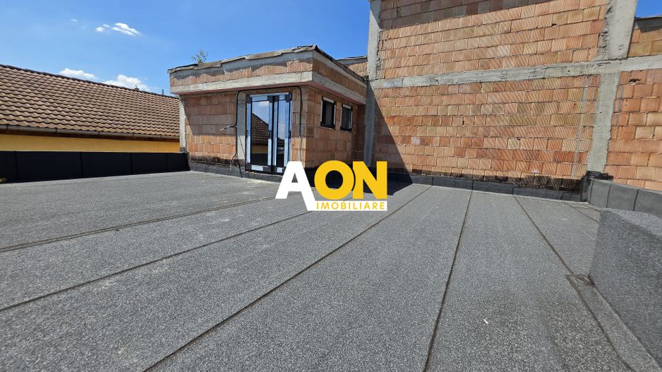 Duplex semifinisat, 4 camere,  250 mp teren, zona Schit - Poză 26