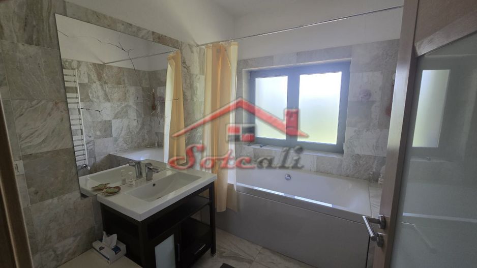Vila de vanzare D+P+M in Cornu - teren 3300 mp - Poză 4