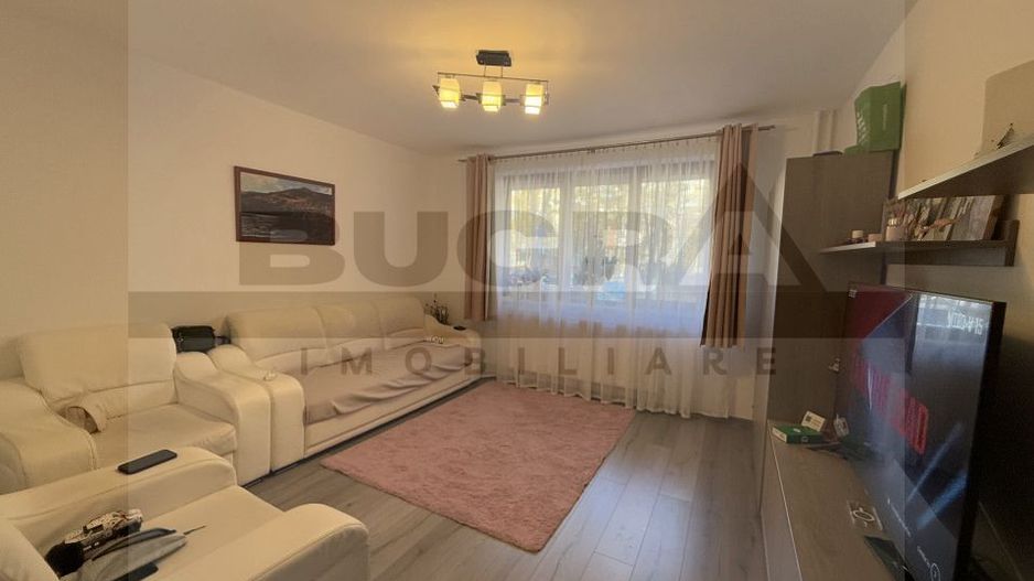 Apartament 2 camere decomandate, 47mp, zona Hotel Royal - Poză 1