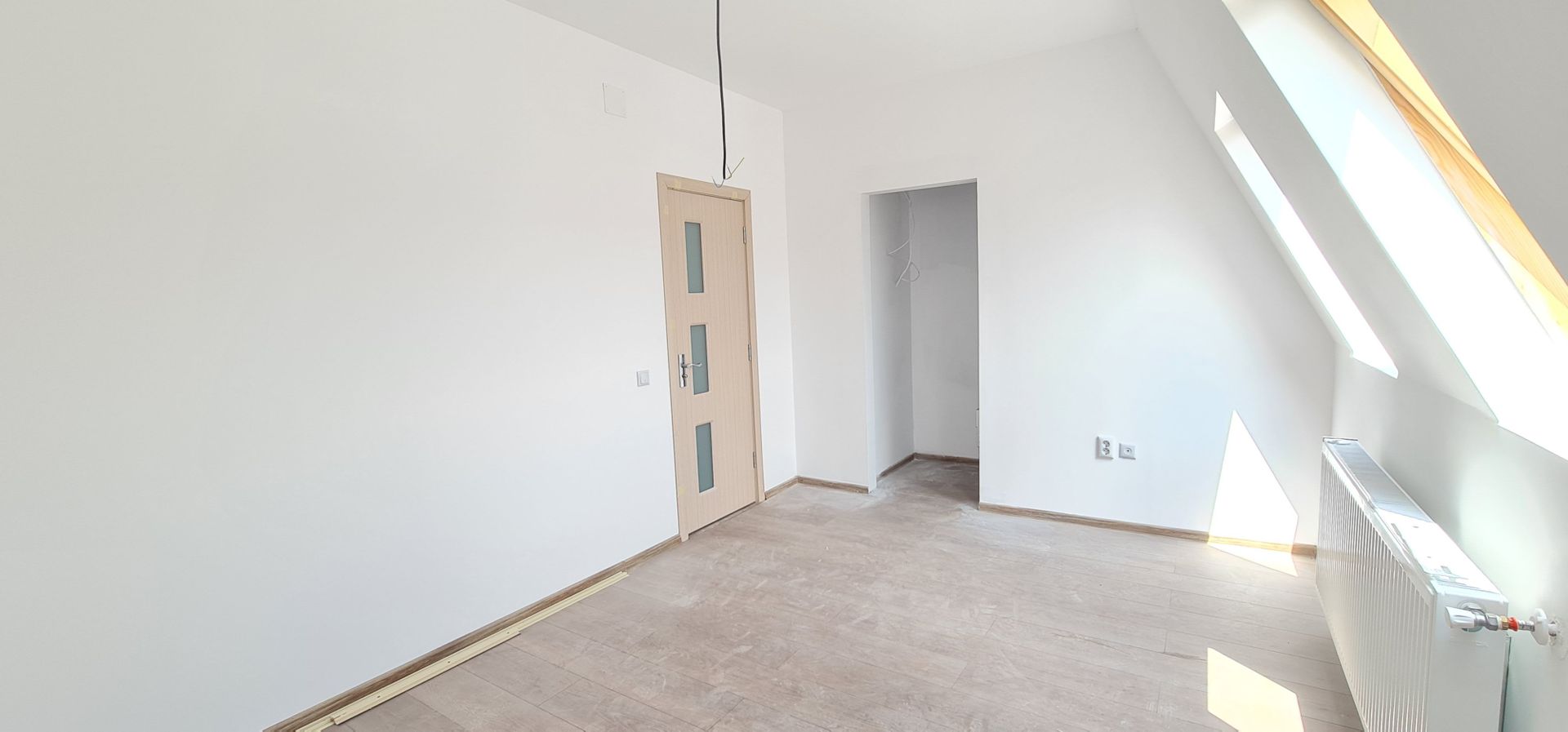 Casa finalizata intabulata in Cartier Izvor Tarlungeni Brasov - Poză 8