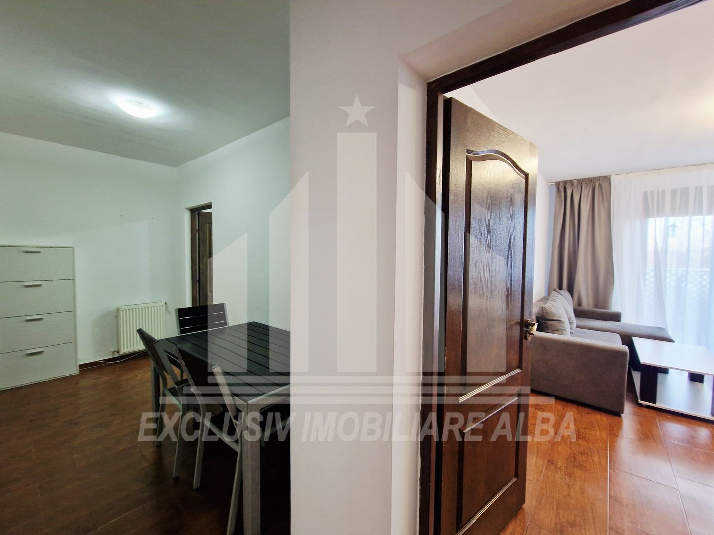 Apartament cu 3 camere decomandate, Cetate - Poză 7