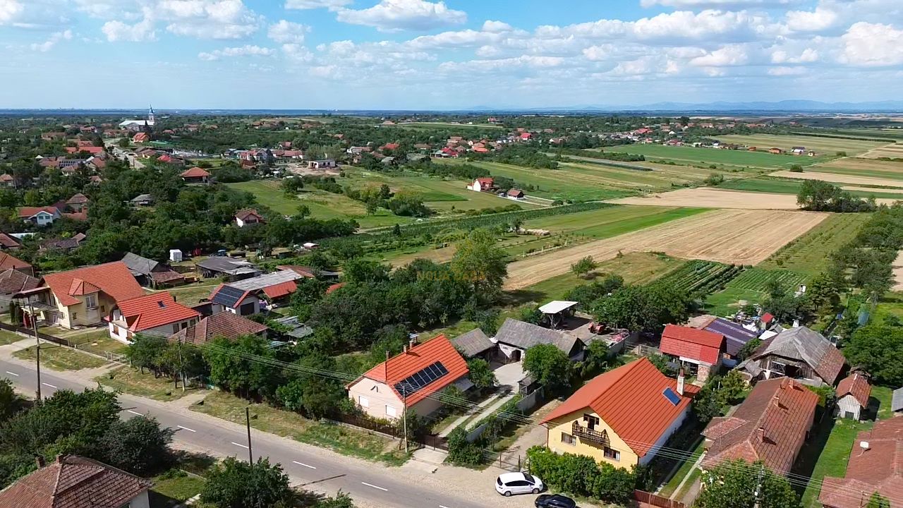 De vanzare Casa cu 4 camere si teren de 4.839mp/Utilata/Mobilata - Poză 10