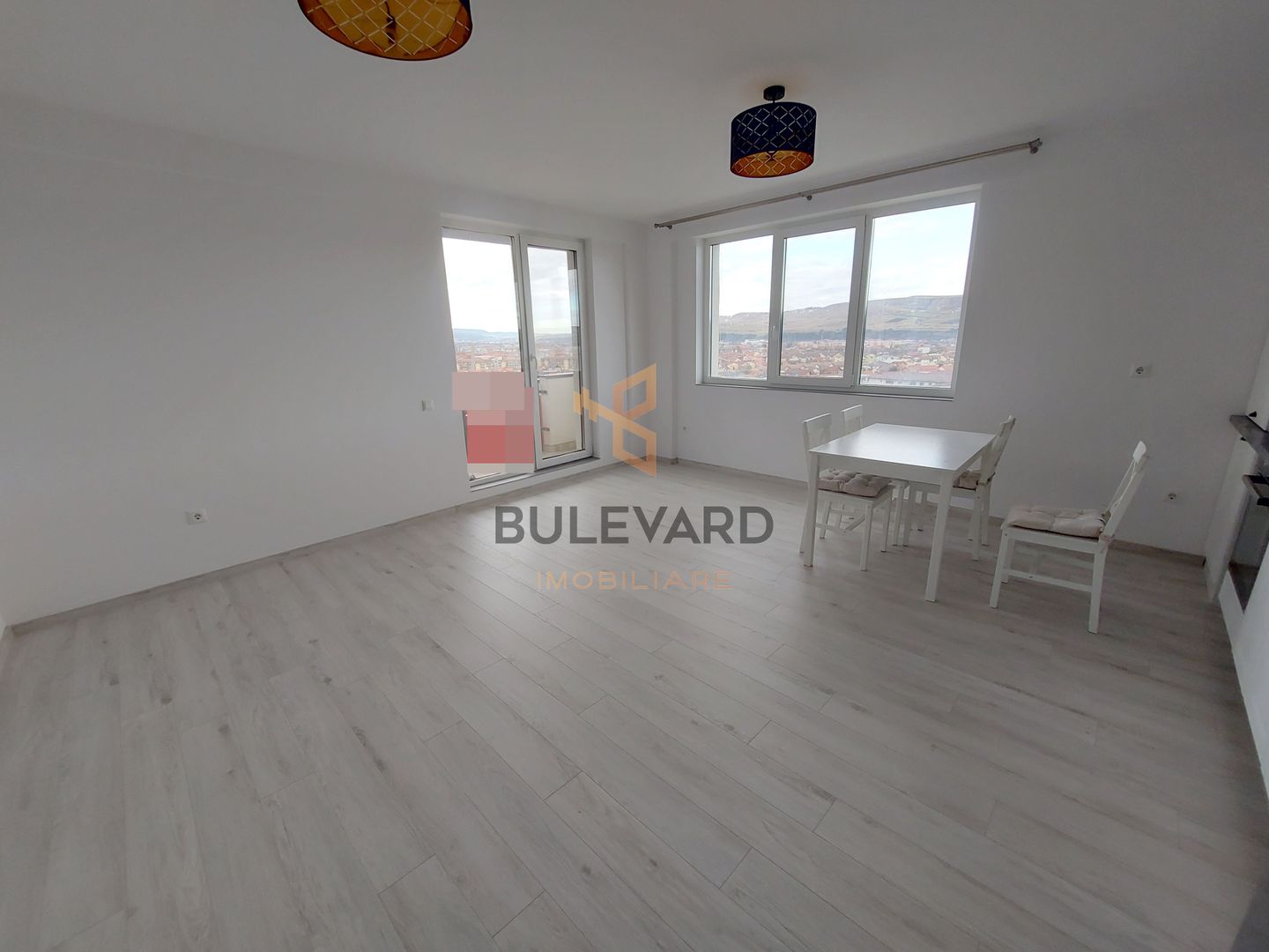 Apartament cu 3 camere+garaj subteran+boxa depozitare! - Poză 2