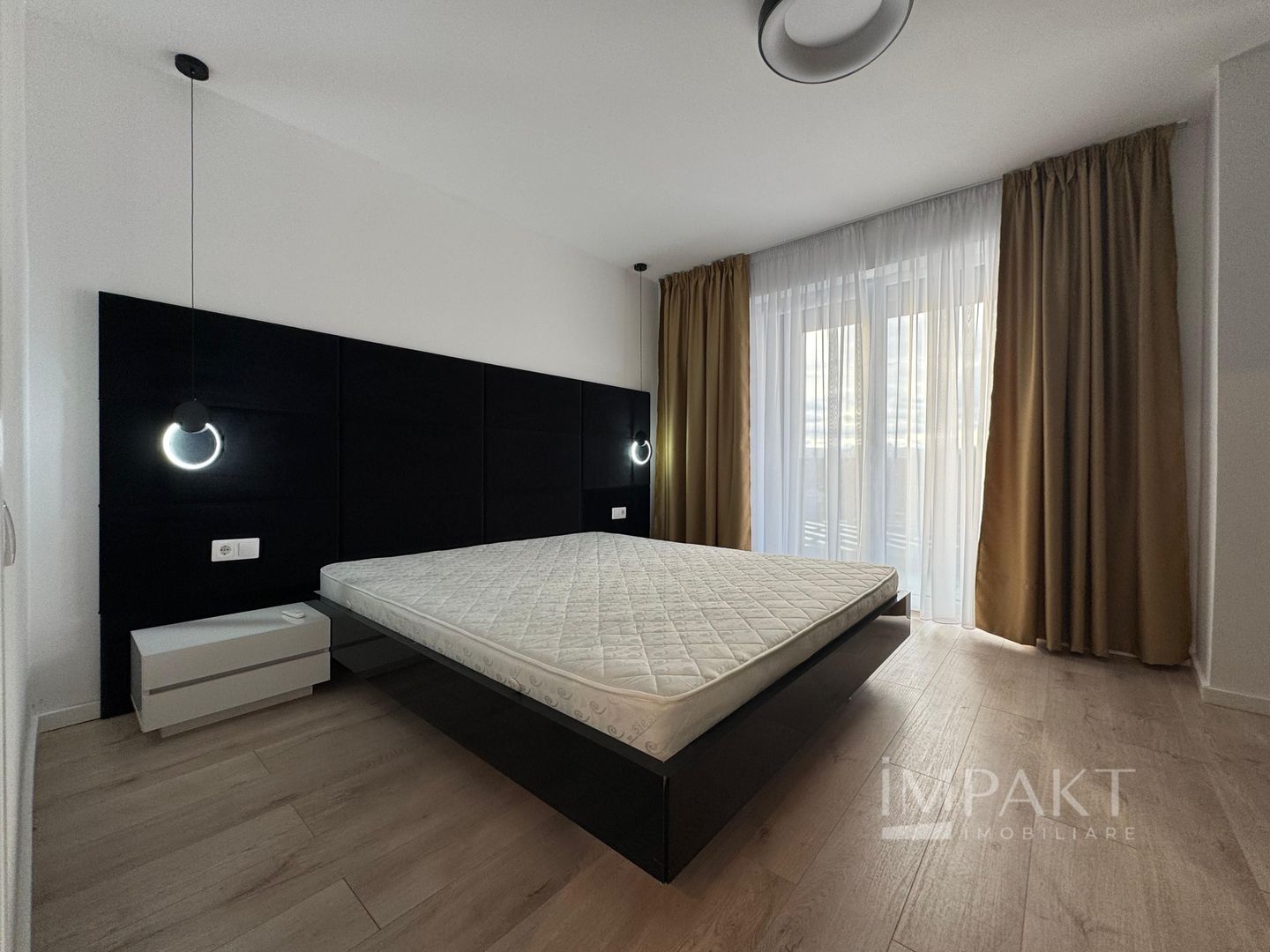 Proprietar ofer apartament la prima inchiriere - Poză 9