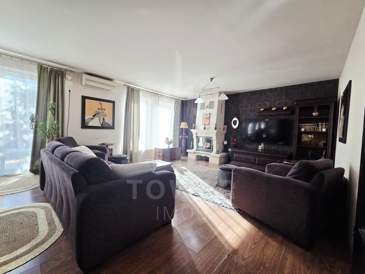 Casă modernă de vânzare în Șelimbăr – zonă Brana - Poză 1