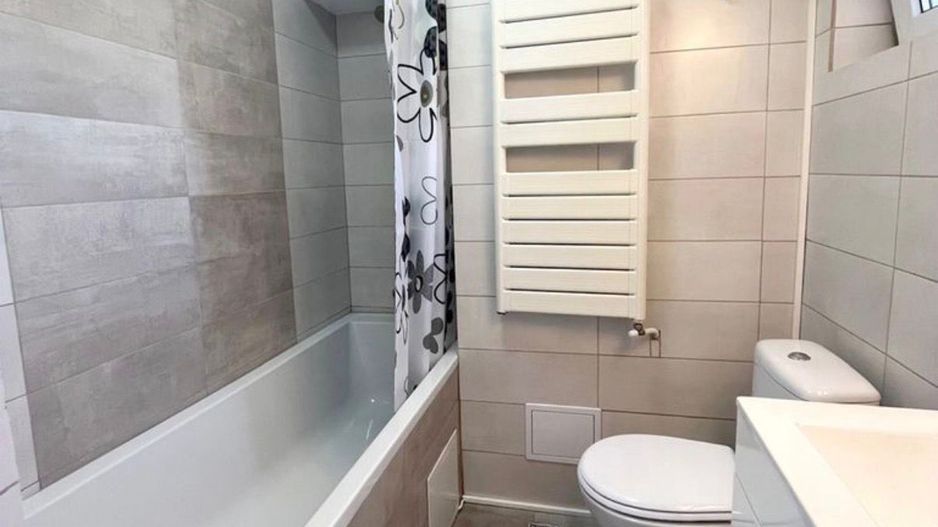 AP. 4 CAMERE UNIRII, SUPRAFATA 130 MP.,MOBILAT/UTILAT MODERN, AC - Poză 18