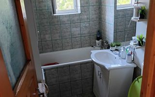 Apartament 3 camere, 2 băi, etaj 2, Tomesti - 68 mp - Poză 6