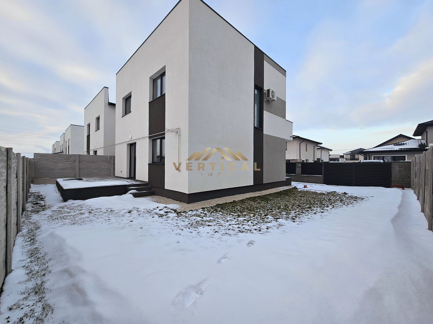 De inchiriat vila 4 camere - intrare comuna Berceni - Poză 15