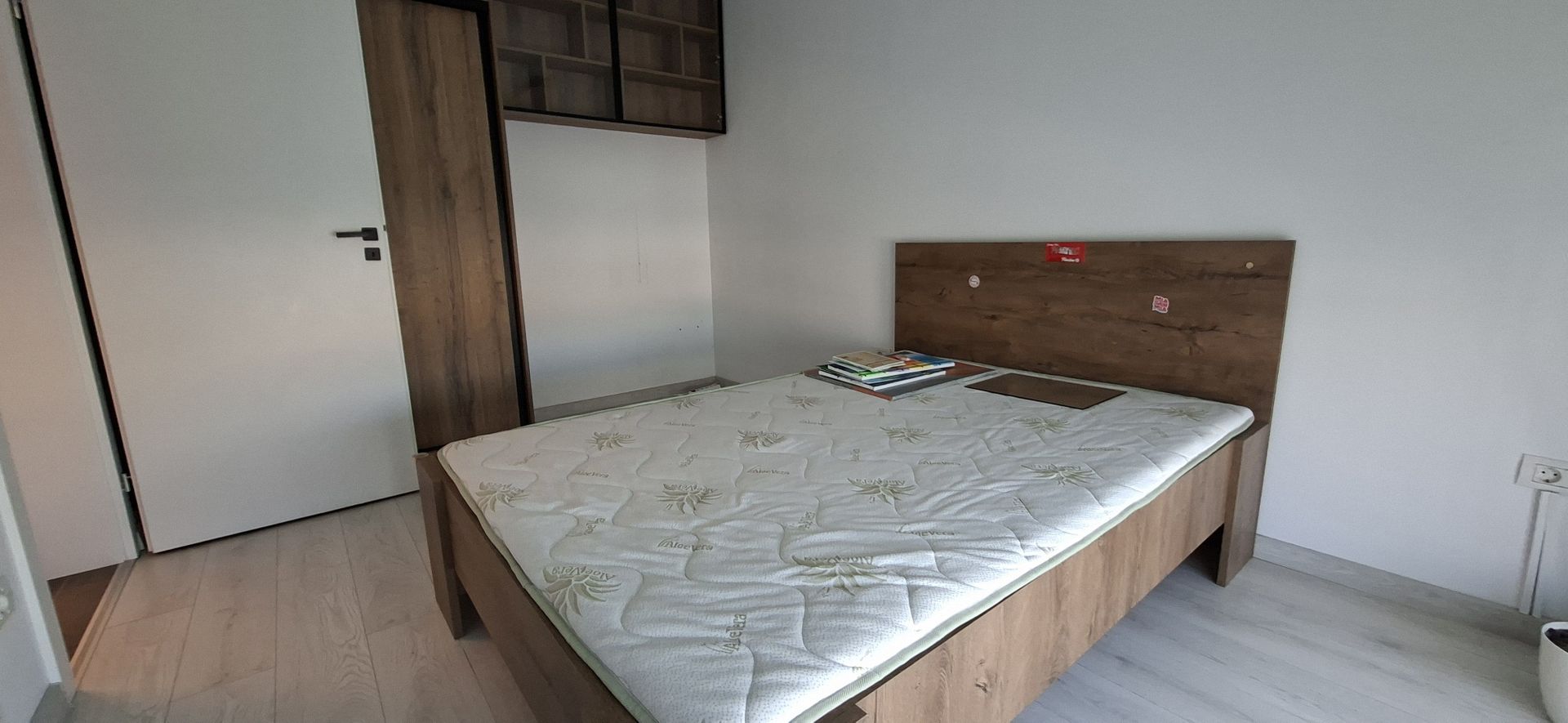 Apartament cu 3 camere, 2 bai si loc de parcare - Poză 25