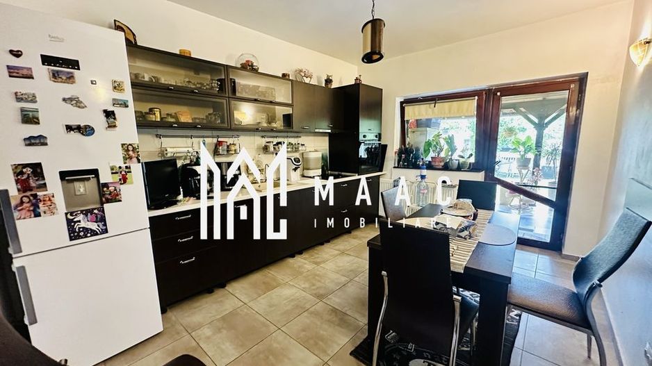 Casa moderna Vladesti | Zona Exclusivista | Curte interioara | - Poză 5