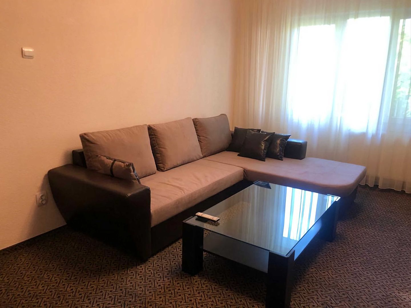 Apartament de 3 camere decomandat Berceni - Poză 6