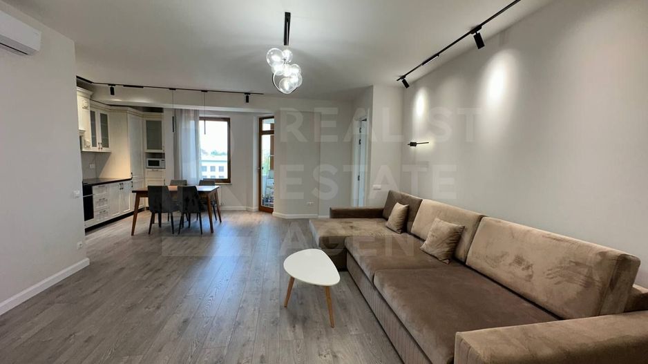 Chirie, apartament, 2 camere, str. Ştefan cel Mare şi Sfînt, Centru - Poză 2