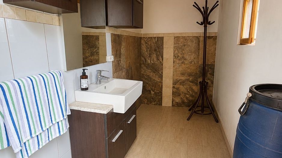 Casa si gradina-95000euro-Picioru Lupului-Comuna Ciurea - Poză 20